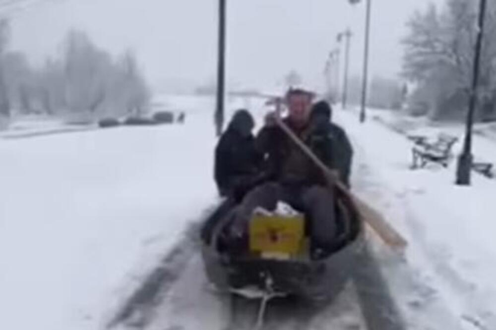 U FUTOGU JE NAJJAČE! Snimak koji svi dele nasmejao Srbe, ovako nešto do sada nismo videli - POGLEDAJTE SAMO OVO