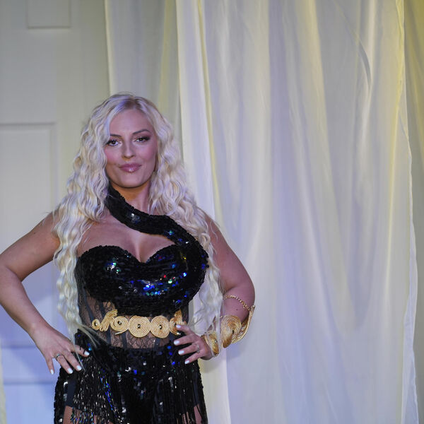 Pevačici htela da uništi brak, a sad Božić slavi bez muža: Uputila je oštre reči, evo na koga se odnose!