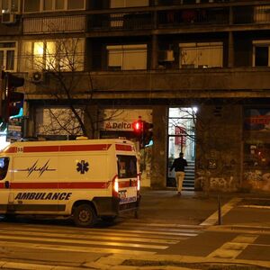 Maloletnik pucao dedi u glavu pa pokušao sebi da presudi: Strašne scene u Srbiji