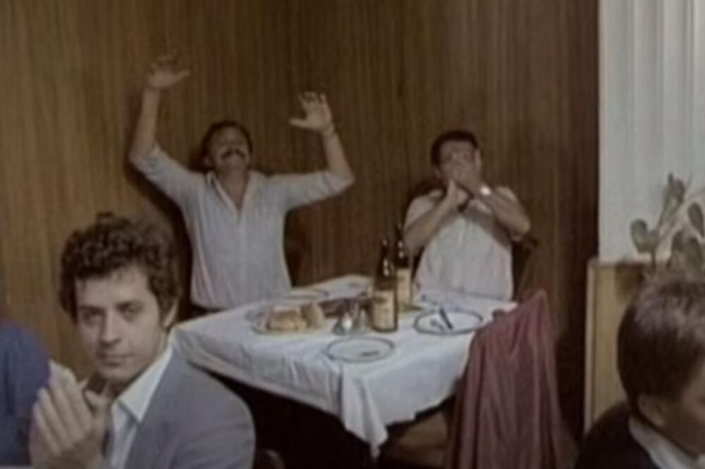 Svi je znate, a niko nije shvatio da je baš ona ćerka Milana iz Žikine dinastije: Udata je za našeg čuvenog glumca