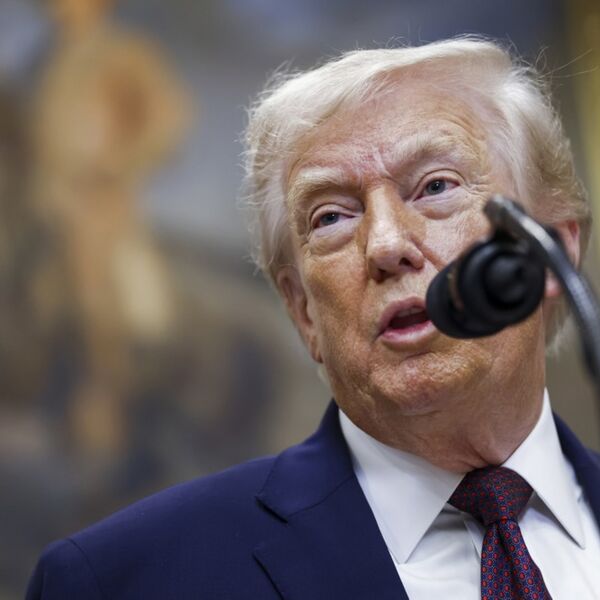 "ON NEMA NIKAKVE KARTE, JA SAM JEDINI ADUT KOJI IMA" Tramp tvrdi da bi bez njega došlo do TOTALNE KATASTROFE!