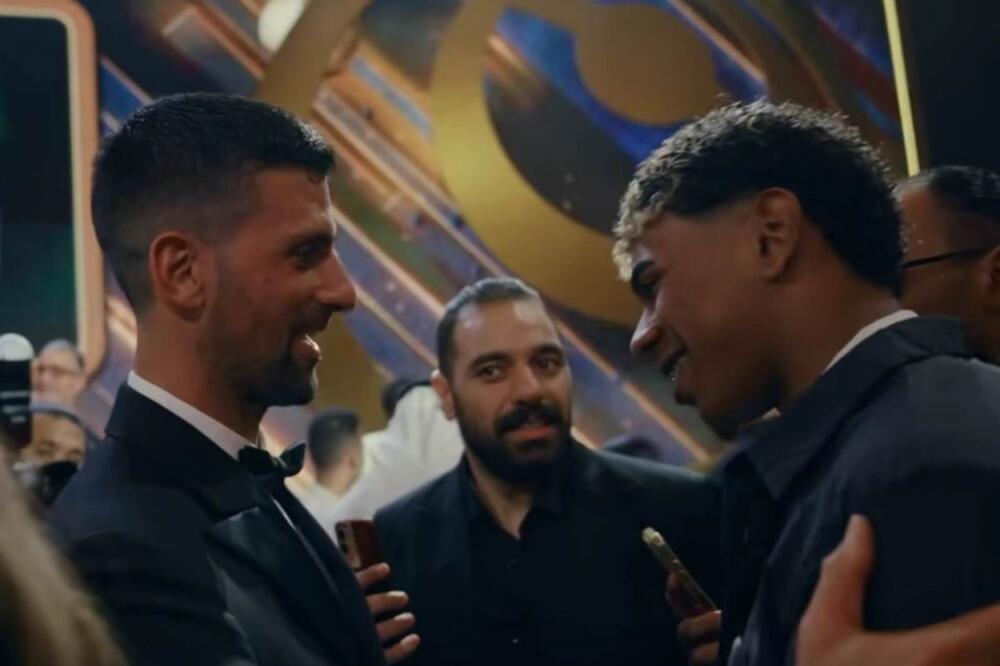 Đoković pitao Jamala za selfi: Ko ima luđu frizuru, Stefan ili Lamin? (VIDEO)