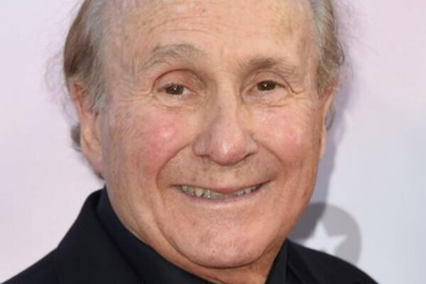 TUŽNA VEST! Umro Majkl Regan