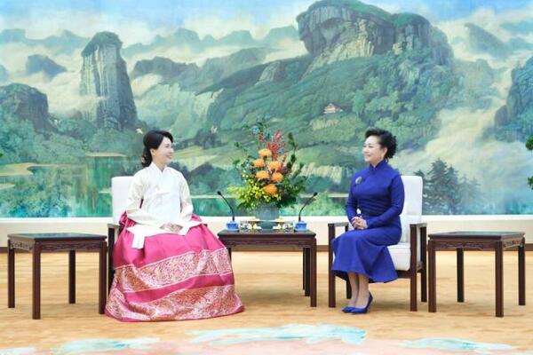 Peng Lijuen razgovarala uz čaj sa suprugom predsednika Južne Koreje