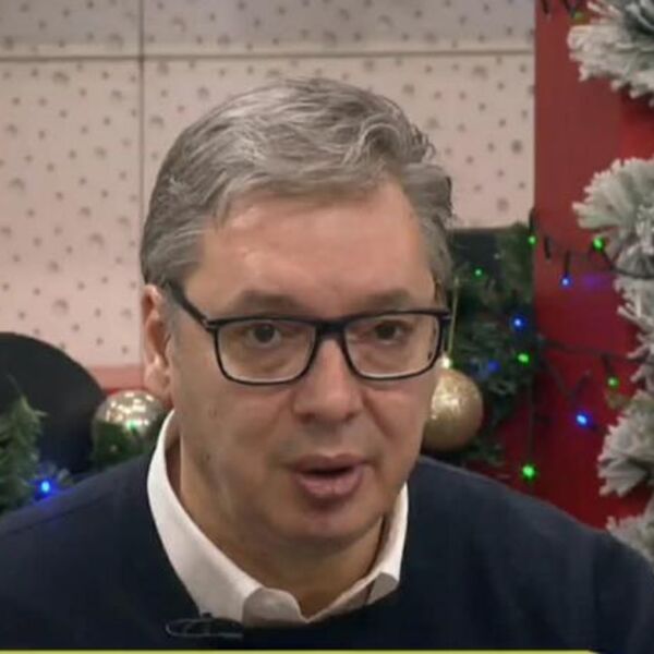 VUČIĆ O NIS-U: "Nadam se da ćemo u narednom periodu kupiti još 5 odsto akcija"