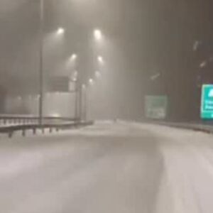 POLARNO DOBA U SRBIJI: Snimci sa puteva lede krv, putevi pretvoreni u klizališta, jedna stvar je jeziva (VIDEO)