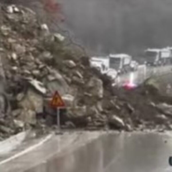 APOKALIPTIČNE SCENE IZ ALBANIJE: Voda napravila haos, veliki broj poplaveljnih kuća! (VIDEO)