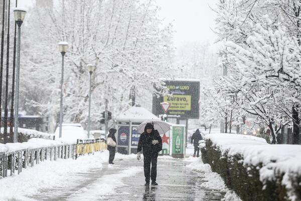 DANAS OBLAČNO I HLADNO SA JAKIM MRAZOM! U celoj Srbiji će vejati SNEG, a duvaće i severni VETAR, LEDARA!