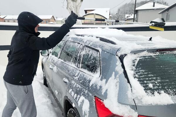 AKO VAM SE AUTOMOBIL ZALEDI TREBA DA URADITE NEKOLIKO STVARI: Vozači najčešće prave ove GREŠKE
