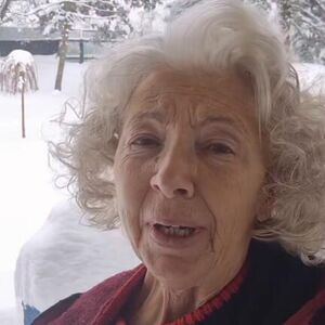 Maja Volk zavejana 50 kilometara od Beograda: Evo čime se hrani odsečena od sveta, od ovih prizora zastaje dah