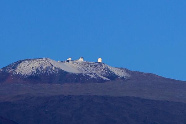 PAO SNEG NA HAVAJIMA! Pogledajte ove nestvarne prizore, kao da je Antarktik, sam led i sneg (FOTO)
