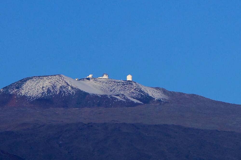 PAO SNEG NA HAVAJIMA! Pogledajte ove nestvarne prizore, kao da je Antarktik, sam led i sneg (FOTO)
