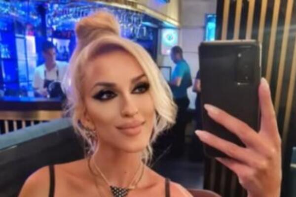 OTAC SRPSKE PEVAČICE UMRO NA BOŽIĆ! Ona objavila njegovu sliku, reči kidaju dušu