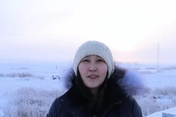 MARIJA IZ SIBIRA ŠOKIRALA SVET: Pokazala kakav je život na - 71! Pogledajte kako se GREJU! (VIDEO)