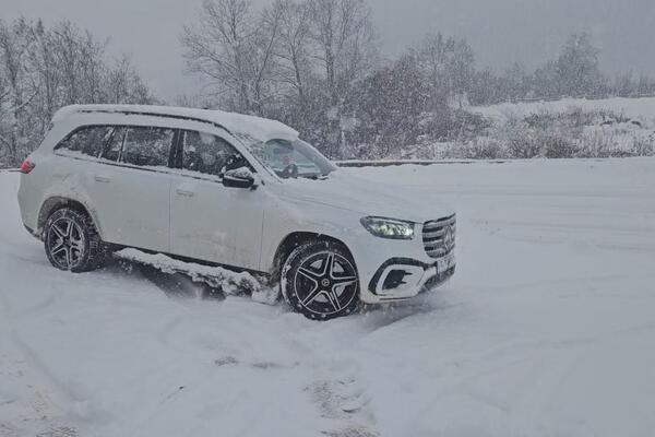 VOZAČI OPREZ: Ova opasnost preti na putevima, oglasio se AMSS