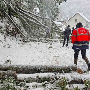 4.000 ljudi ostalo bez struje! Na delu teritorije ove opštine proglašena vanredna situacija