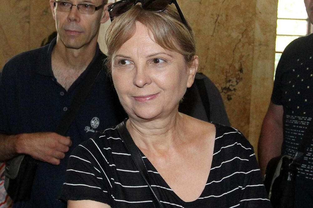 Da li je moguće da Bilja Krstić ima ovoliku penziju? Narod će ostati u čudu zbog ove cifre