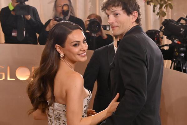 Šta se dogodilo ovom čoveku? Glumac potpuno drugi čovek, a Mila izgleda ko prava boginja, lepotom opčinila sve