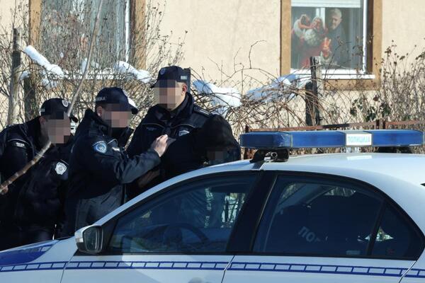 Policija zatekla šok scenu u hostelu u Surčinu: Momentalno palo hapšenje!