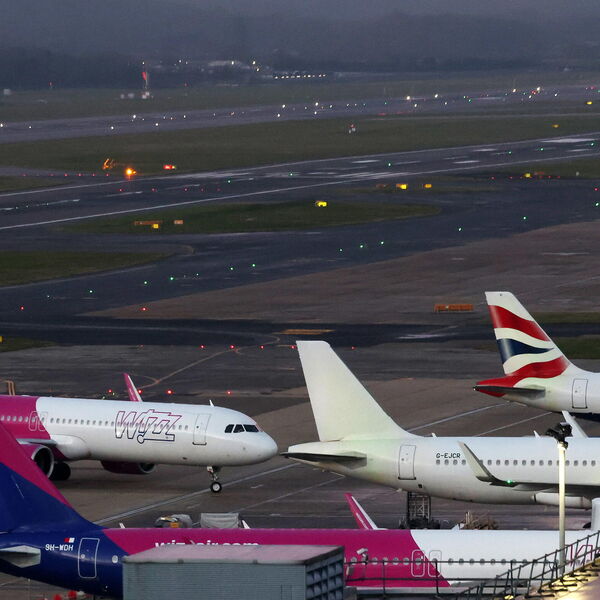 Ko ide avionom na more, moraće da doplati za gorivo: Oglasio se Seničić, stigle loše vesti za sve putnike!