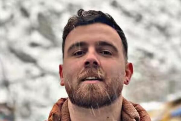 OVOG MLADIĆA SUTRA ČEKA SMRT! Optužen je za vođenje rata protiv Boga, porodici dozvoljeno da ga vidi na 10 minuta!