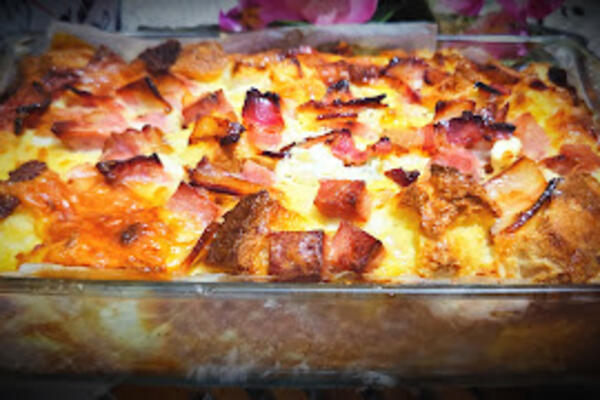 Odmah zapište bakin recept za ovu slasnu pitu: Jedna tepsija će biti malo, ova namirnica daje joj poseban šmek