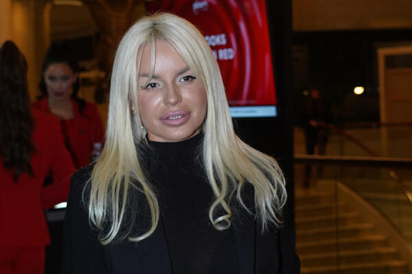 Džidža se oglasila prvi put nakon gubitka bebe: Podelila trenutak iz svog doma i obratila se ljudima