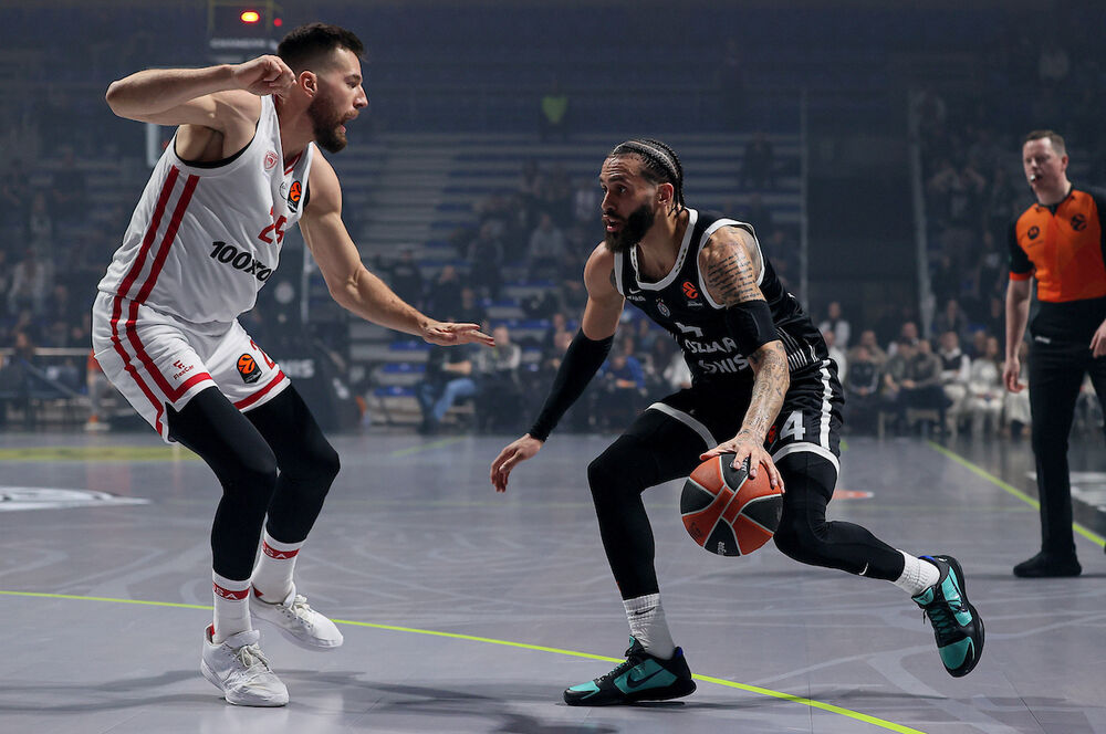 Detalj sa utakmice Partizana i Olimpijakosa u sezoni 2025/26 Evrolige