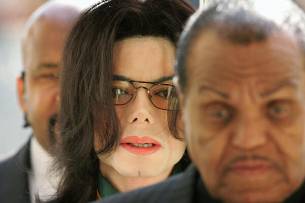 OGADIO MU INTIMU, ŠUKALO SE DA JE IMPOTENATAN! Otac ga "psihički kastrirao", pa decu kupovao od svojih prijatelja