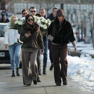 KO JE OVDE SNAJKA, A KO SVEKRVA? Srbi ne prestaju da bruje o ovom DETALJU sa groblja - šta se desilo SRPSKOJ MAJCI?