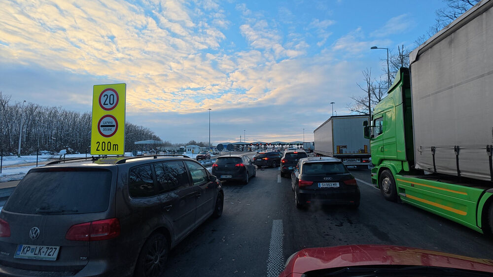 Batrovci, Granicani prelaz, Granični prelaz Batrovci