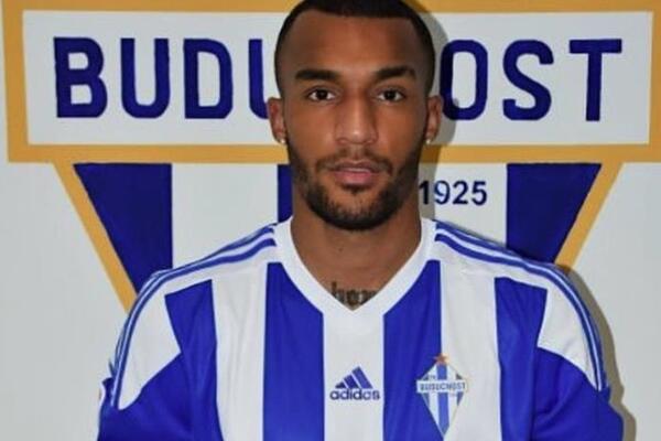 Bivši fudbaler Budućnosti pao sa prozora i poginuo: Usnimljen trenutak nesreće