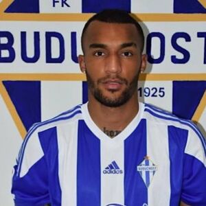 Bivši fudbaler Budućnosti pao sa prozora i poginuo: Usnimljen trenutak nesreće