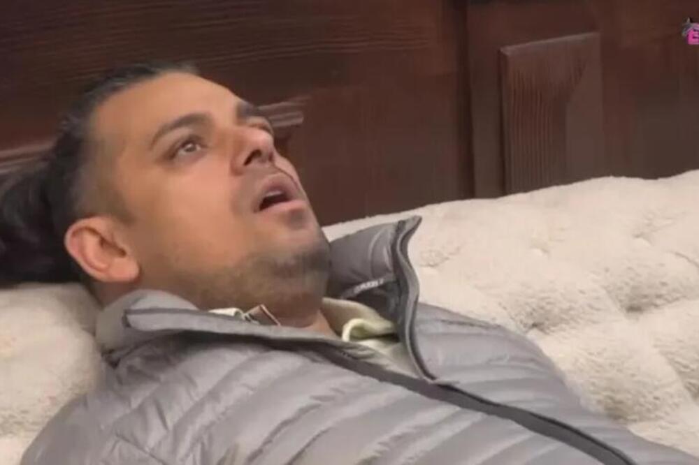 "PLJUVAO MI JE U USTA I LJUBIO U...": PALA GEJ AKCIJA NA PINKU? On izneo šok detalje - nacija u neverici