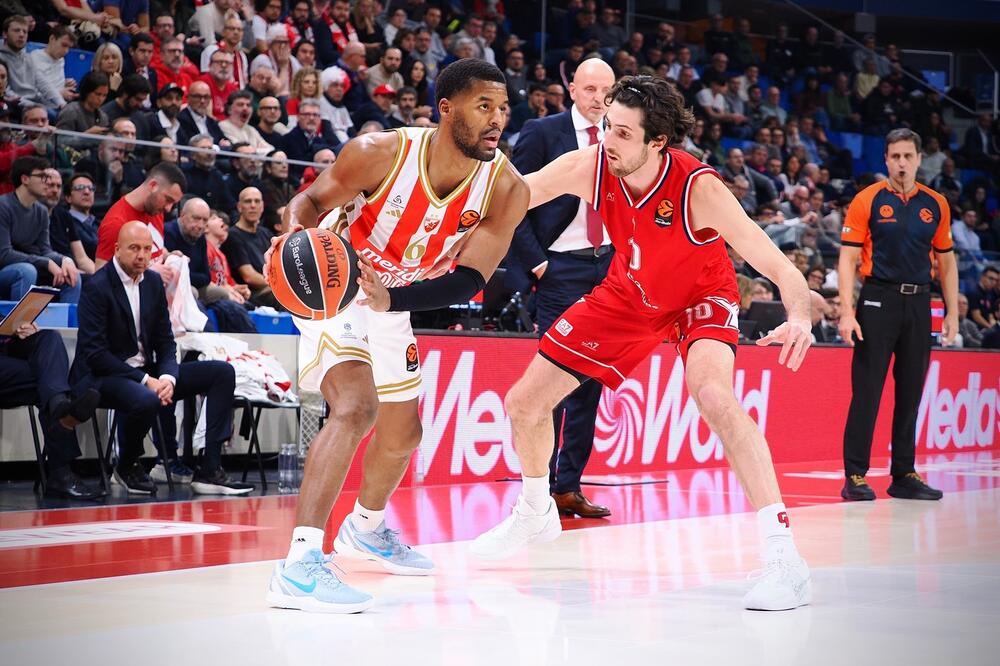 Džered Batler uz ogromnu pomoć Nikole Kalinića "pocepao manekene" u Milanu! (Foto)