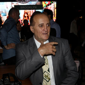 PENZIJA KOJA BOLI VIŠE OD ISTINE! Big Lale bi da PLAČE I PSUJE kad vidi koliko mu leže na RAČUN - cifra je sablasna