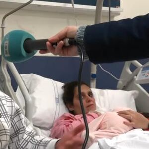 VALENTINA SE ŽALILA NA NADUTOST, A ONDA JOJ JE MUŽ UGLEDAO OVO IZMEĐU NOGU! Svet ostao šokiran kad je saznala...