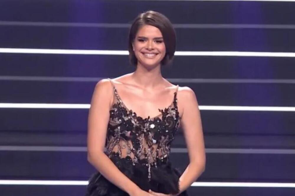 POVREĐENA BIVŠA KEBINA SNAJKA! Ne može da STANE NA NOGE, snimila uz pomoć čega se KREĆE