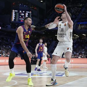 Real Madrid ostavio Barselonu na samo 61 poenu! Kevin Panter promašio sve!