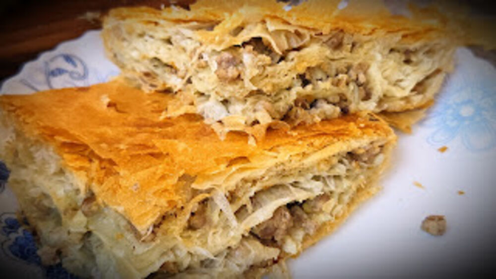 Priprema domaćeg bureka sa mesom