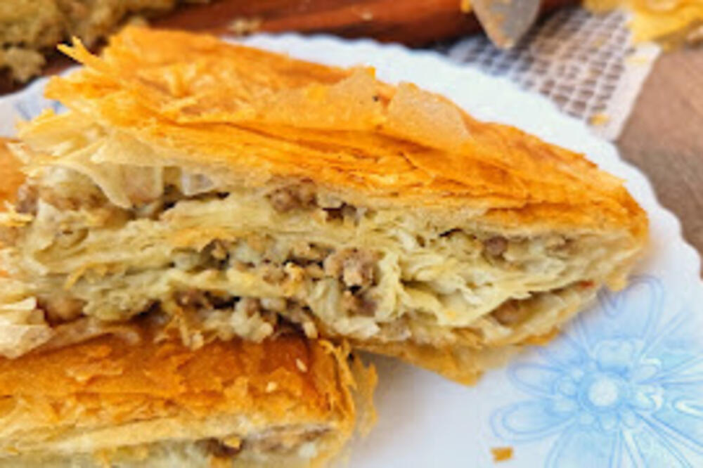 U fil za burek dodajte uvek jednu kašiku ovoga: Dobiće neverovatan, sočan ukus