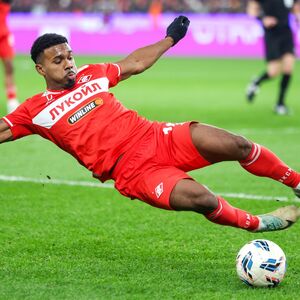 Vrtoglava suma: Ovoliku platu Zvezda nudi Markinjosu!