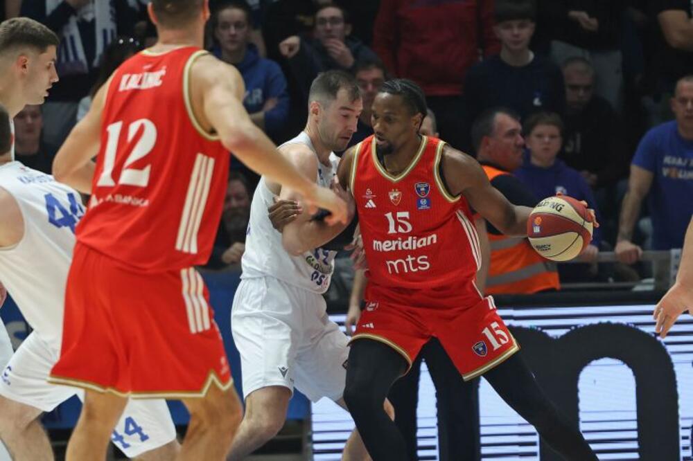 Sa pola gasa: Zvezda rutinski pokorila Zadar, povratak Bolomboja!