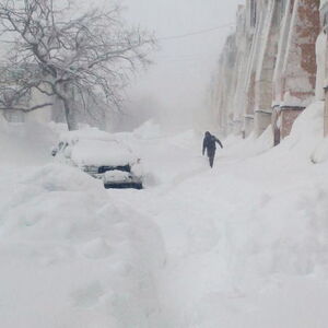 OVAKVA ZIMA NIJE VIĐENA 146 GODINA! Kamčatka zatrpana snegom do četvrtog sprata - POGLEDAJTE OVE PRIZORE (VIDEO)