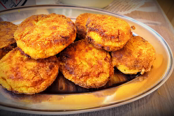 OVO NEMA NA INTERNETU! Tajna hrskavih pljeskavica čiji ukus prevazilazi sva vaša očekivanja!