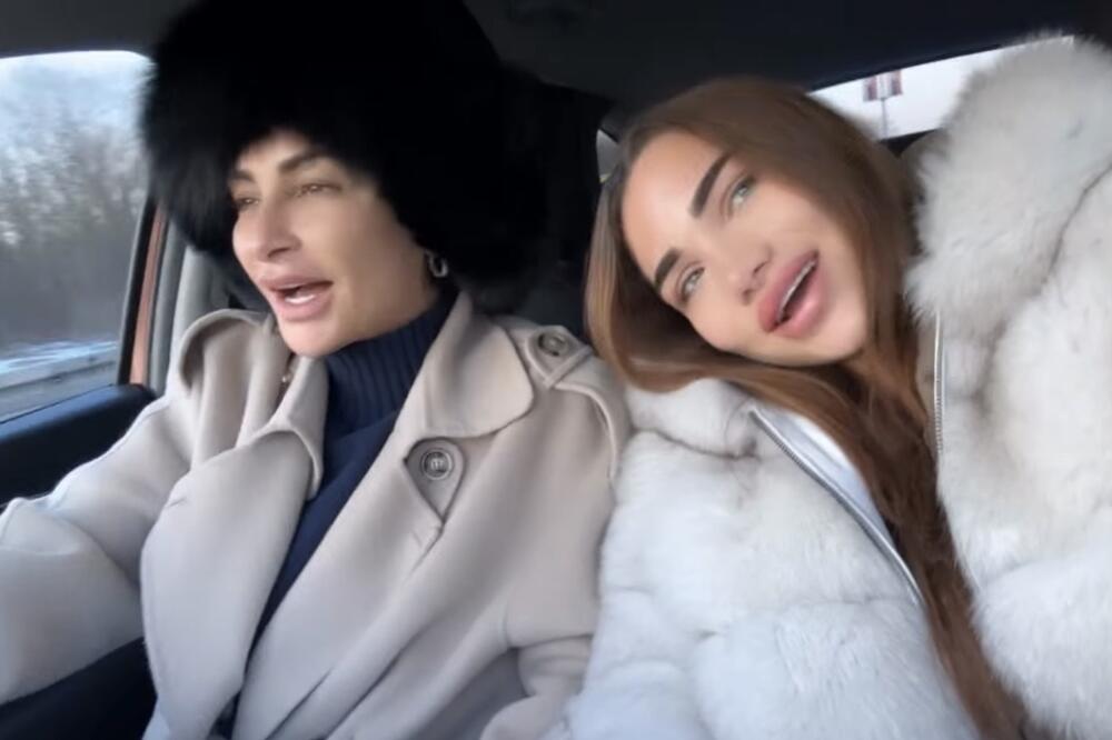 KAD SE ONE VOZE KROZ BEOGRAD SAOBRAĆAJ STAJE! Gledaj majku, biraj ćerku - Suzana i naslednica prave BOGINJE LEPOTE