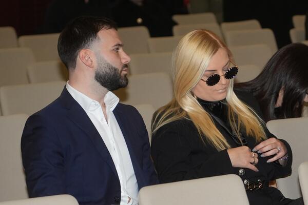 POSLE 8 GODINA BRAKA SVE SE RASPALO! Ni Marko neće više da ćuti - šuška se da je Goga tražila RAZVOD, a razlog..