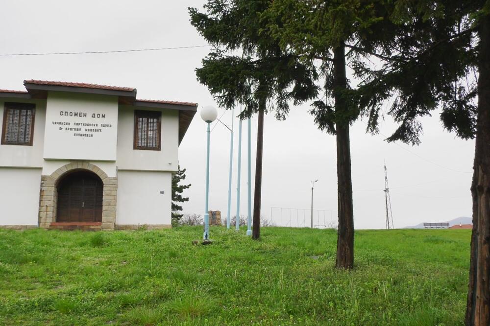 Besplatno lečio siromašne i lično plaćao njihove lekove: Čuveni lekar Dragiša Mišović večno zadužio Srbe