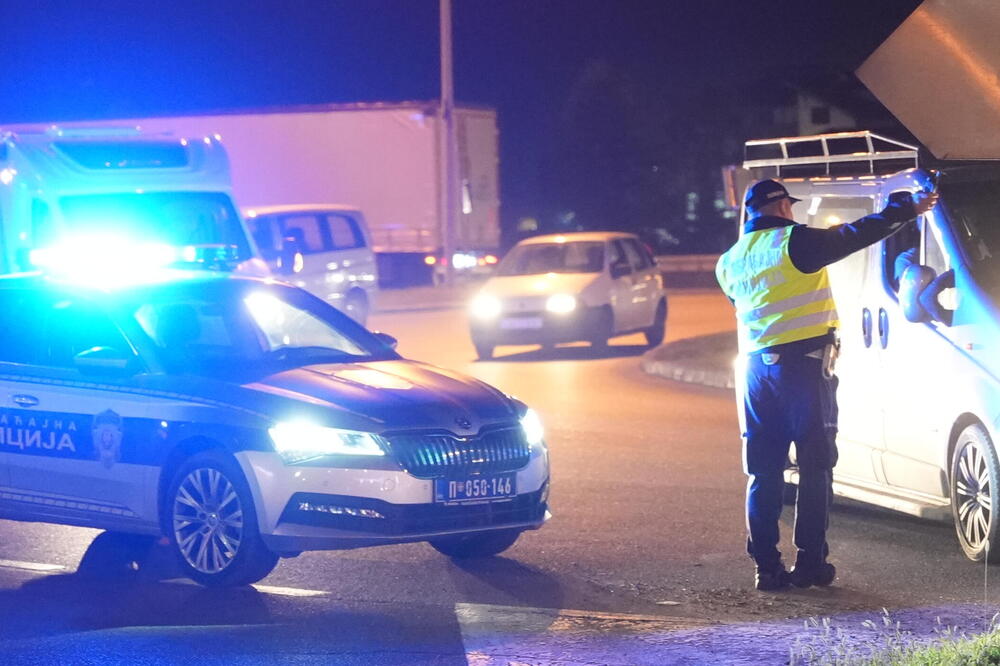 Automobilom udario pešaka koji je preminuo na licu mesta: Stravična nesreća kod Knića