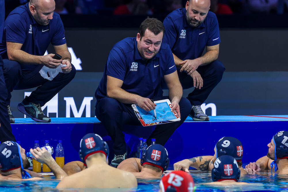 Srbija je u polufinalu Evropskog prvenstva! Delfini srušili Mađare